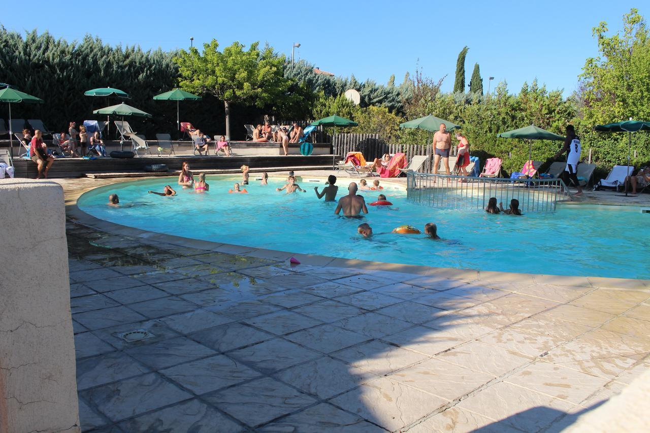 Отель Camping Forcalquier Les Routes De Provence Экстерьер фото