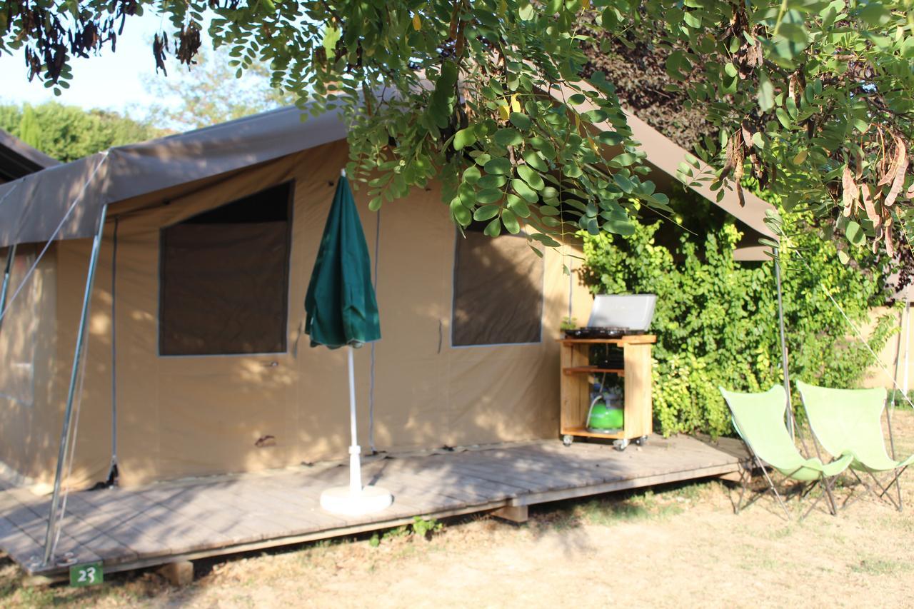 Отель Camping Forcalquier Les Routes De Provence Экстерьер фото